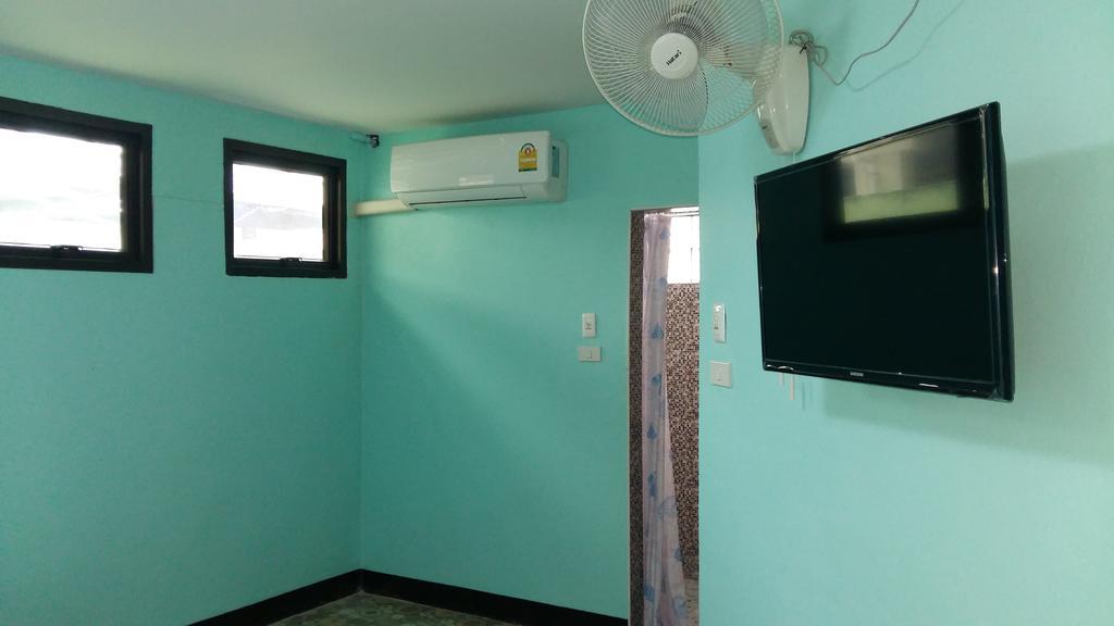New C.H. Guest House Bangkok Kamer foto
