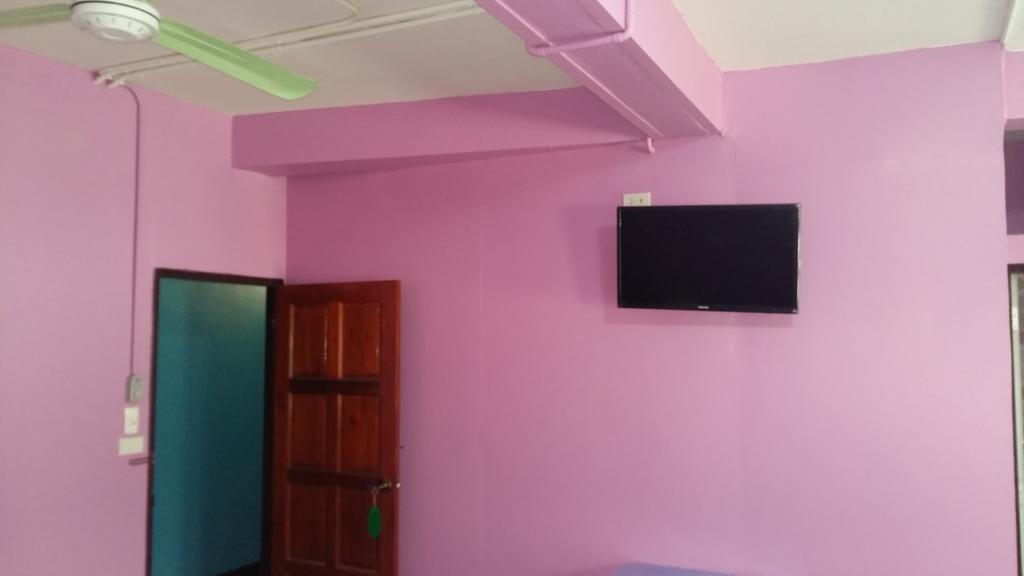 New C.H. Guest House Bangkok Kamer foto